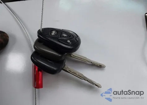 2004 Toyota Highlander V6 z USA, uszkodzony, nr VIN JTEEP21A640046552